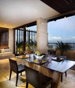 penthouse-dining-set-up