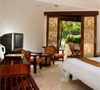 PRIVATE GARDEN ROOM