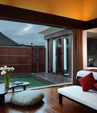 lagoon-pool-villa-bedroom
